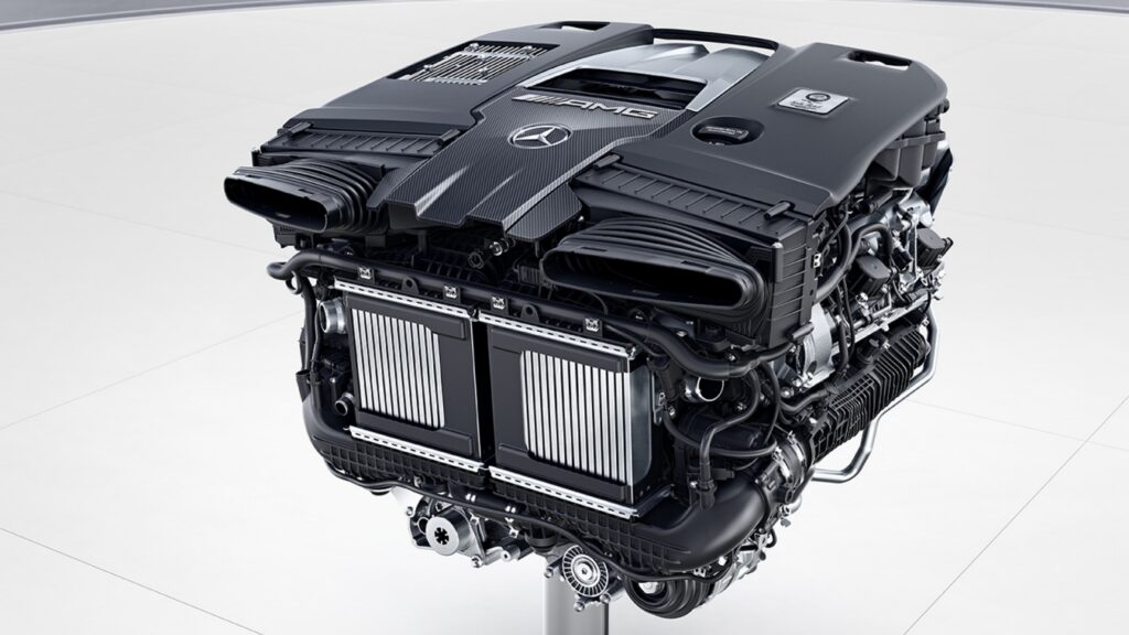 Mercedes AMG E63 motor