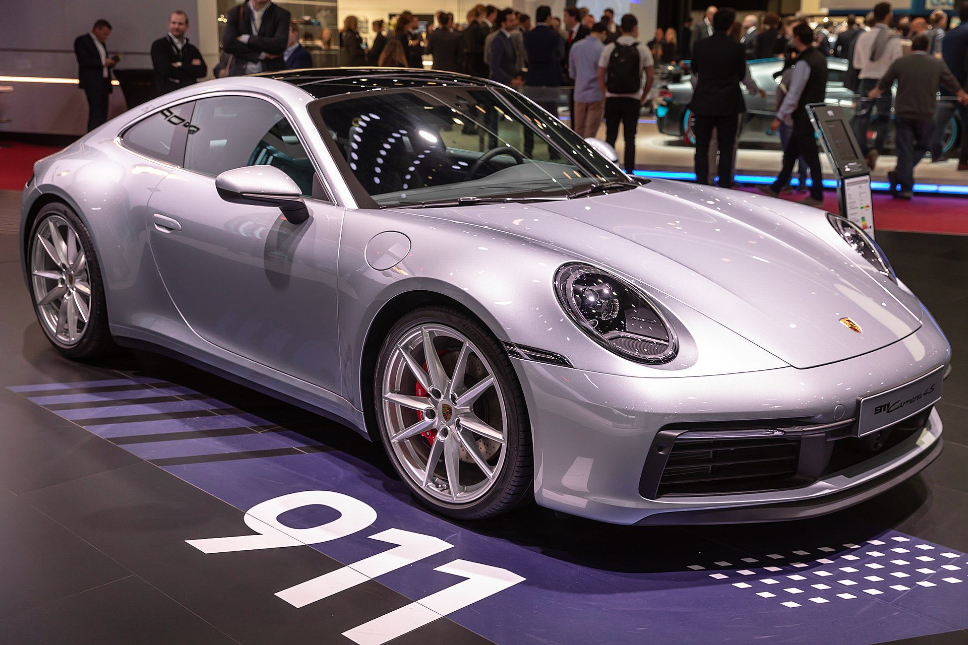 Porsche 911 992 Carrera 4s