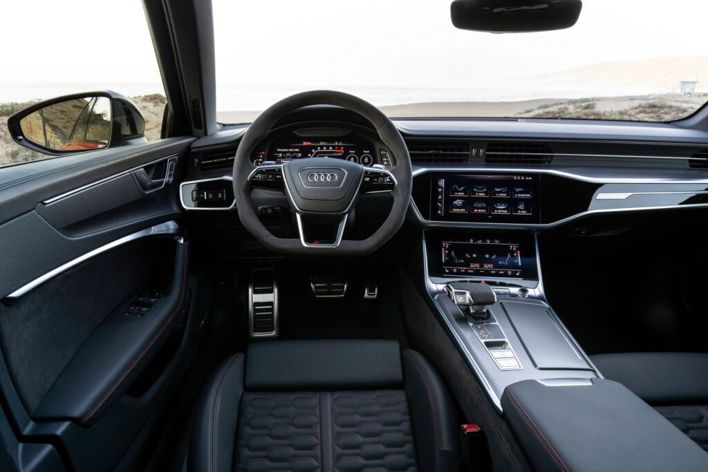 Audi RS 6 interieur 1