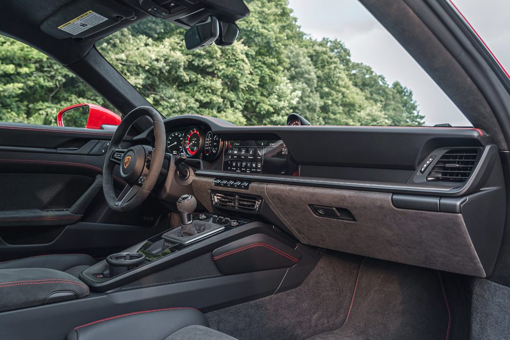 Porsche 911 Carrera GTS interieur